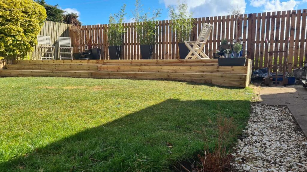 Decking M D Fencing Contractors Ltd